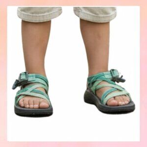 Green. Chaco. Sandals Kids Shoes   Adjustable  Size 3